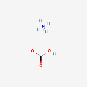 Structure moléculaire de Bicarbonate d’ammonium (Ammonium Bicarbonate) — ingrédient actif en cosmétique naturel