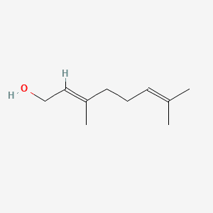 Structure moléculaire de Géraniol (Geraniol) — ingrédient actif en cosmétique naturel