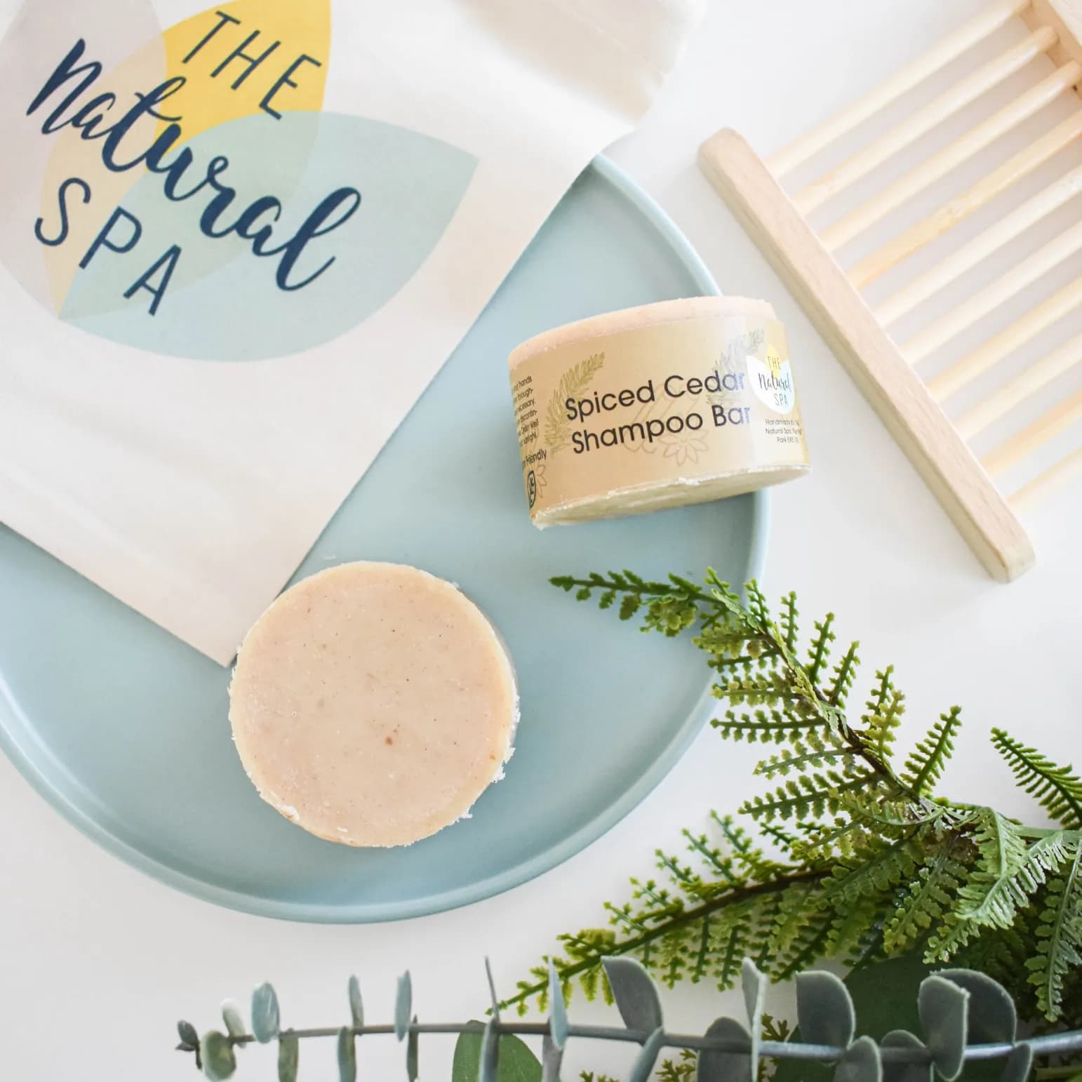 Spicy Cedar Shampoo Bar 08