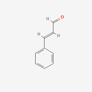 Structure moléculaire de Cinnamal (Cinnamal) — ingrédient actif en cosmétique naturel